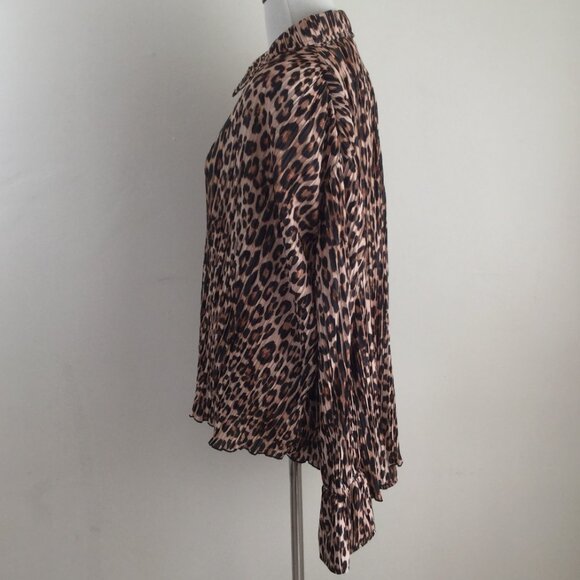Anthropologie Good American Leopard Plisse Pleated Button Up Shirt 00/0 - Picture 5 of 12